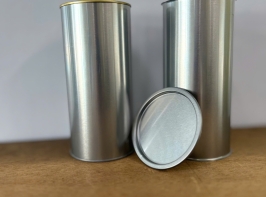 Sản  Phẩm Công Nghiệp Lon D83